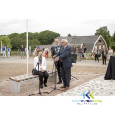 12 -7-2015 Onthulling grafsteen Herwen Coll. P.Snip- HKR (40)